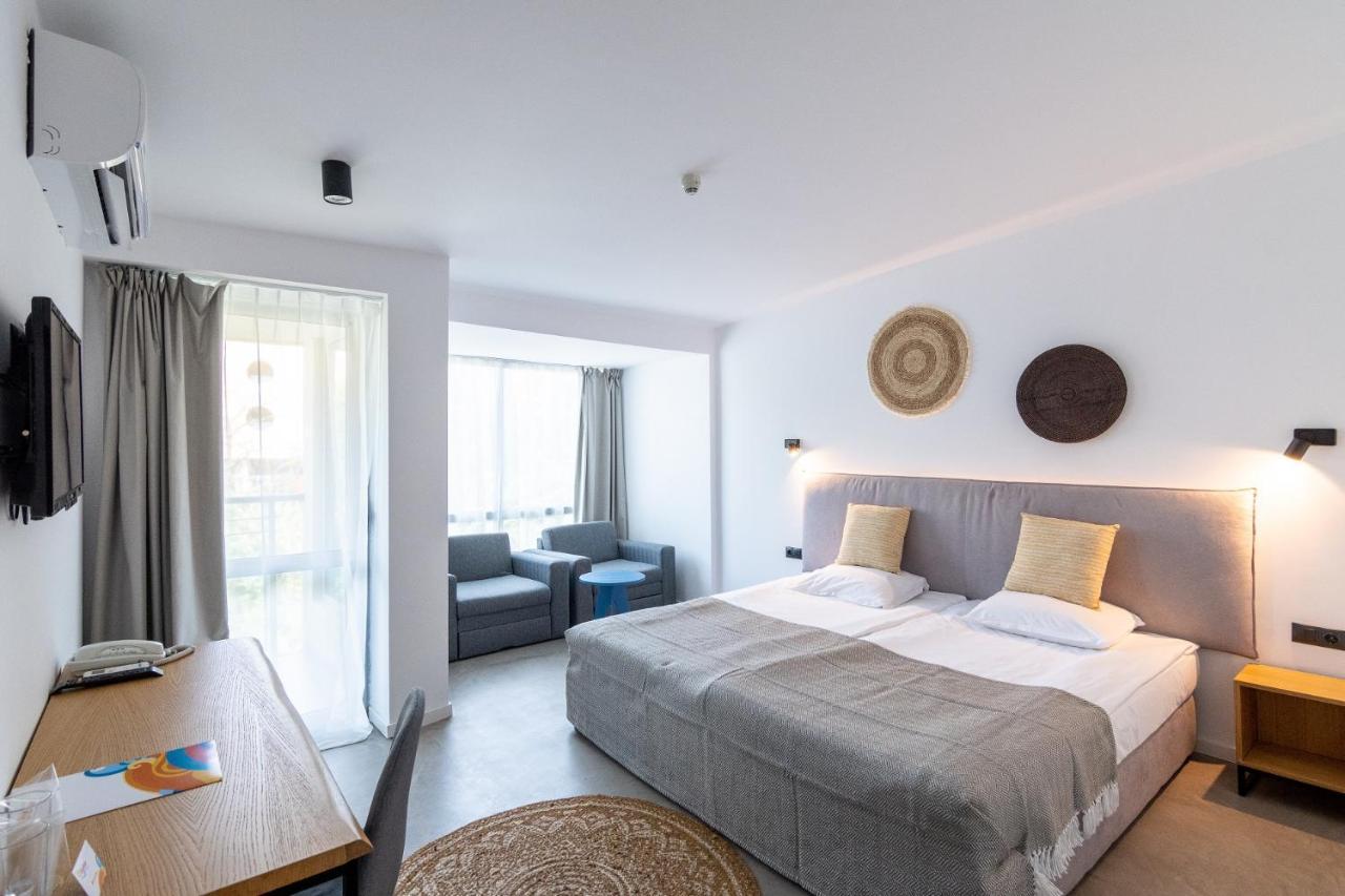 Hotel Excelsior 골든샌드 외부 사진